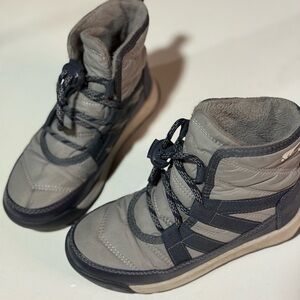 Sorel Gray and Black Boots for Cold Weather